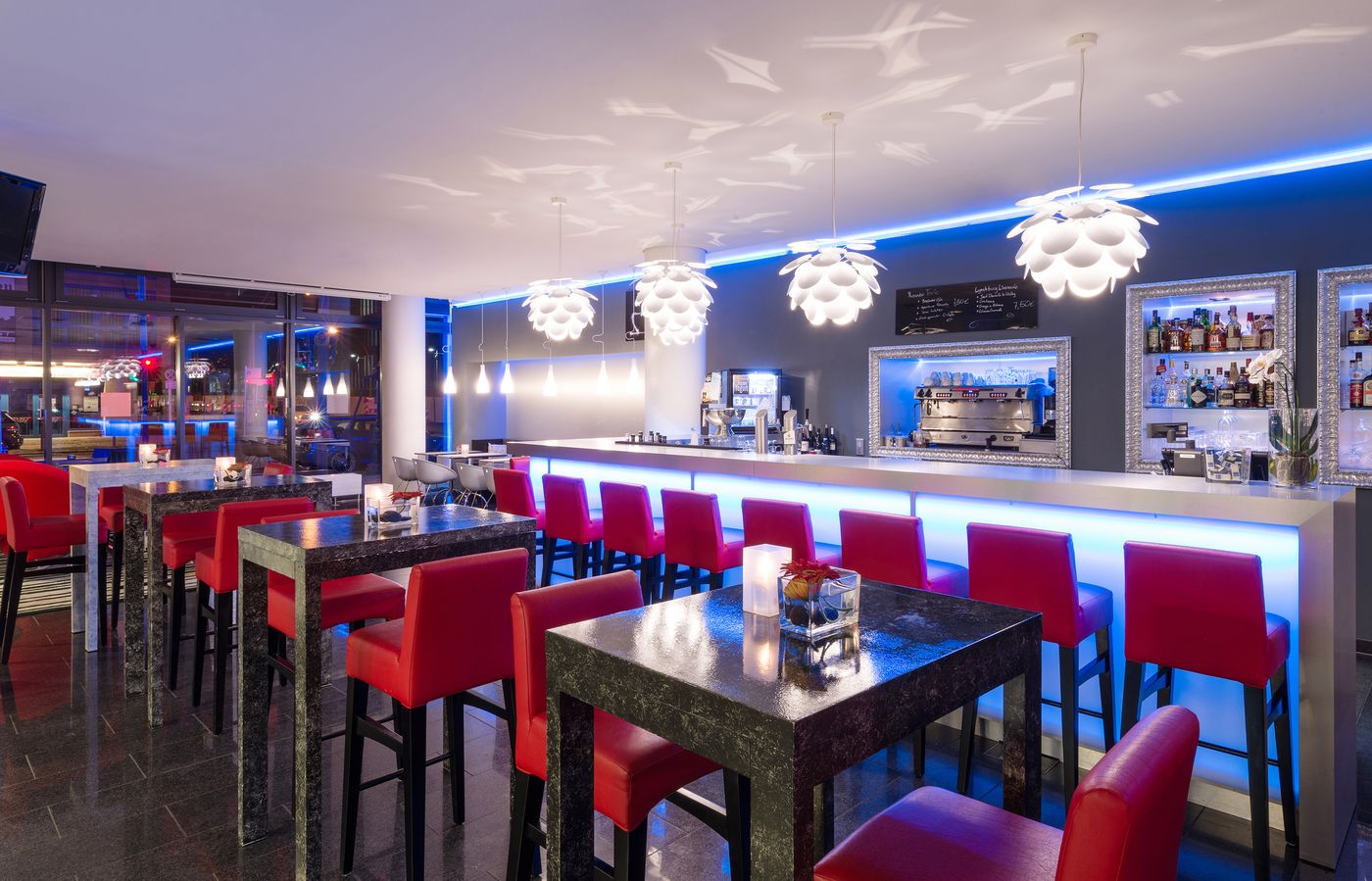 INNSiDE-by-Melia-Berlin-Mitte-Bar-27