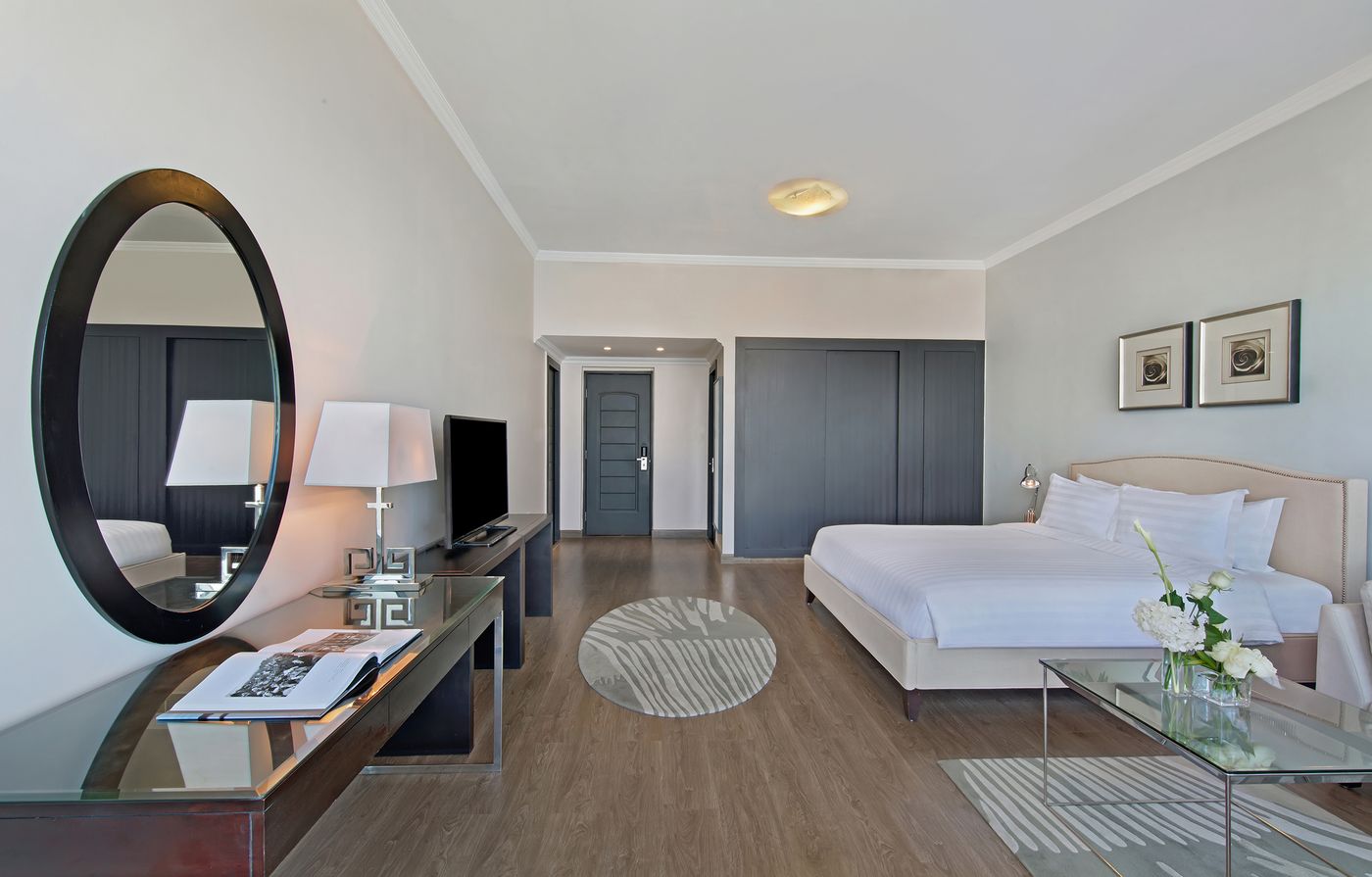 Ezdan-Hotel-West-Bay-Room-13