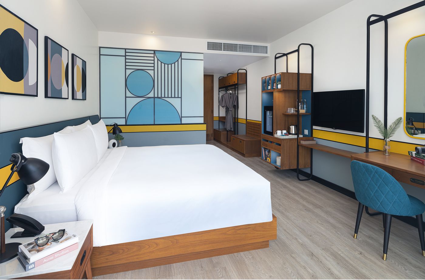 Avani-Chaweng-Samui-Hotel---Beach-Club-Room-9