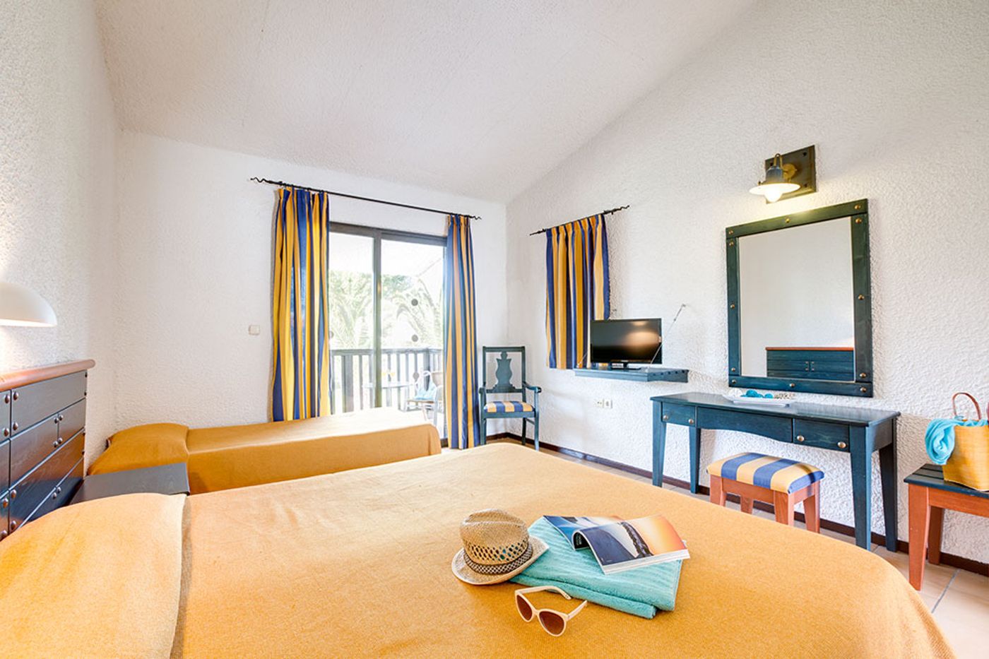 Golden-Coast-Hotel-and-Bungalows-Room-29