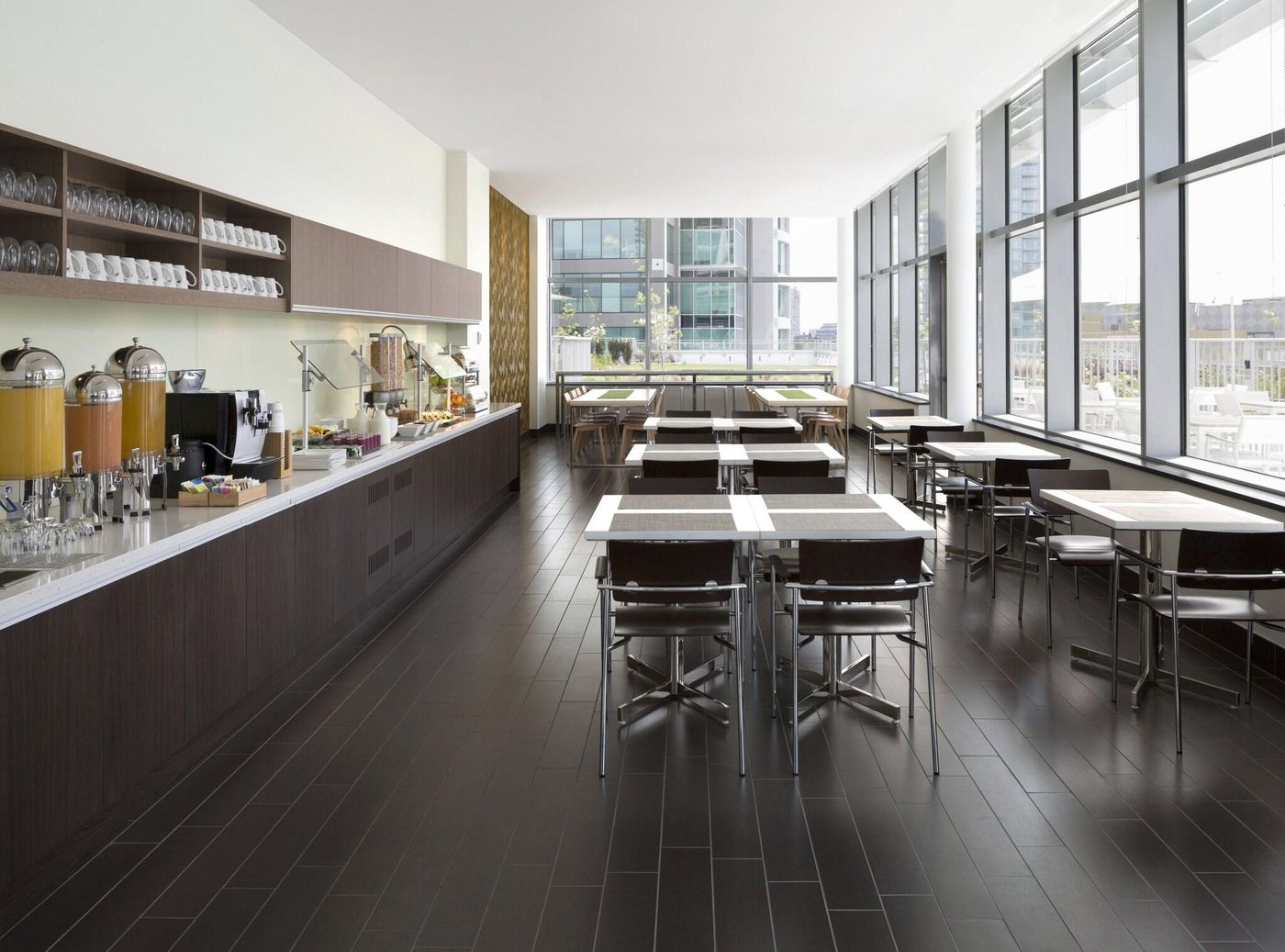 Element-Vancouver-Metrotown-General-view-14