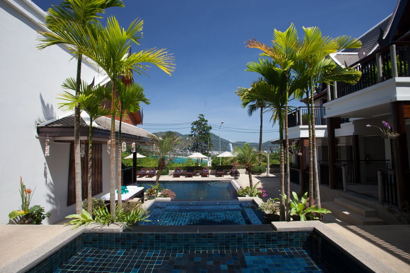Baan-Yin-Dee-Boutique-Resort-Pool-4