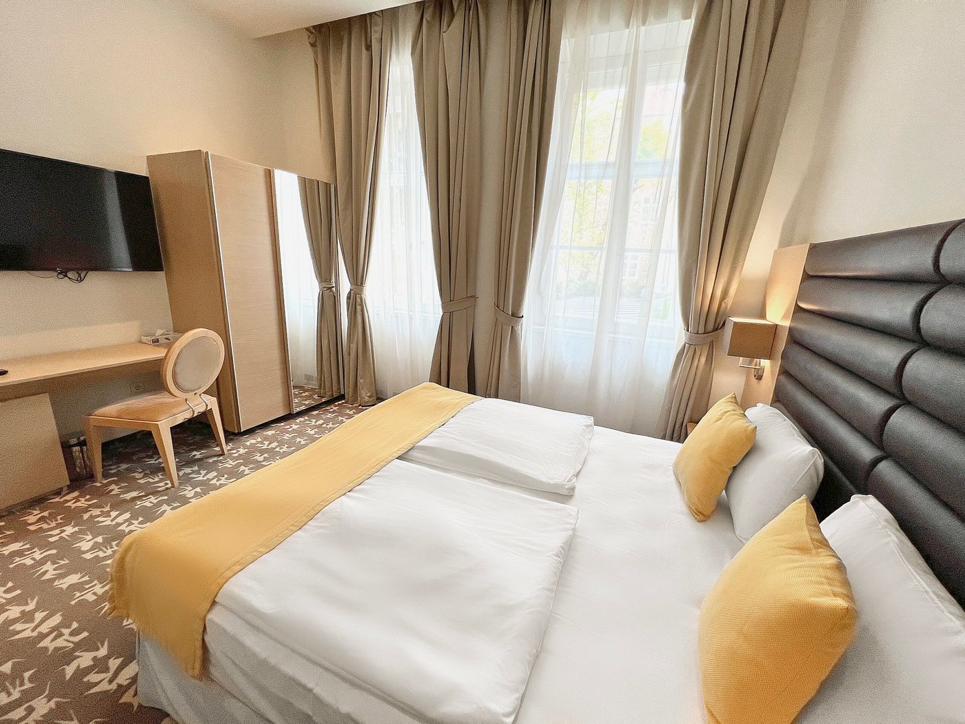 Buda-Castle-Hotel-Room-18