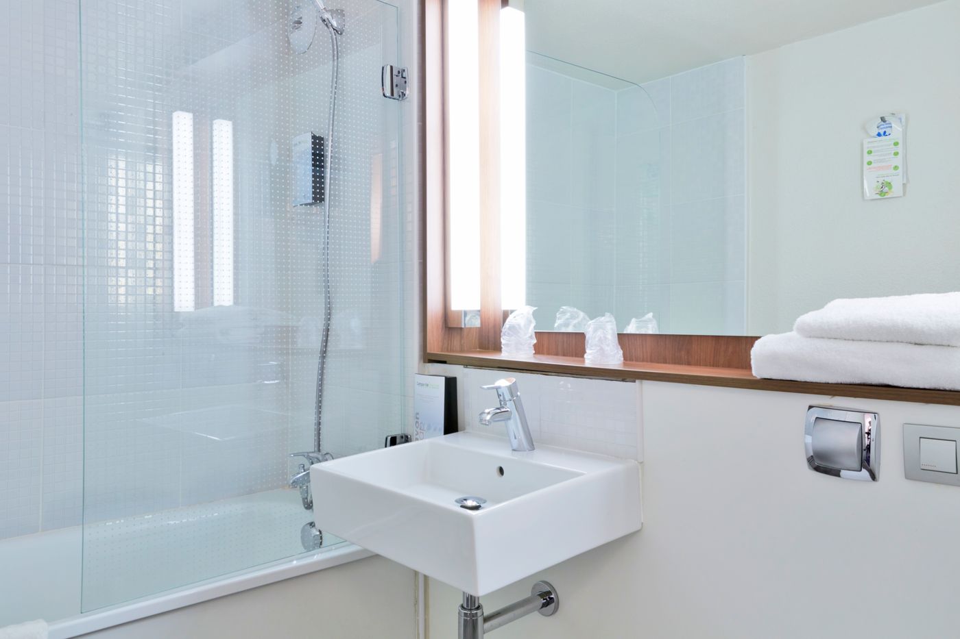 Campanile Lyon Sud - Feyzin - France - FEYZIN - Room - 6