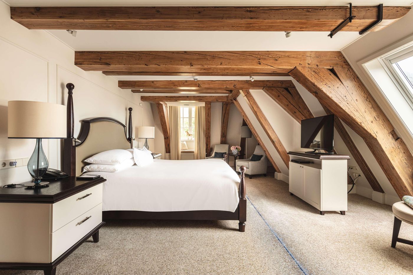 Waldorf-Astoria-Amsterdam-Room-11