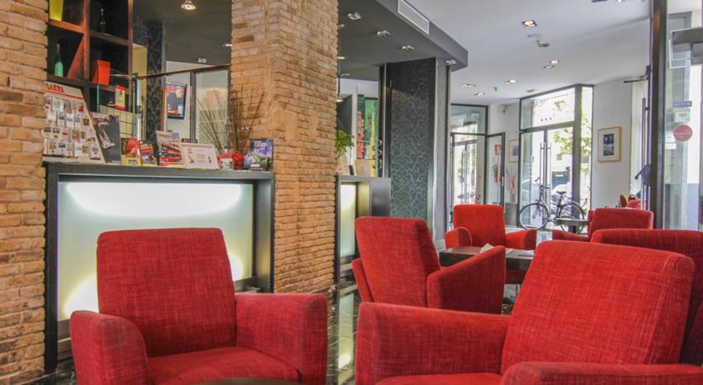 Petit Palace Germanias