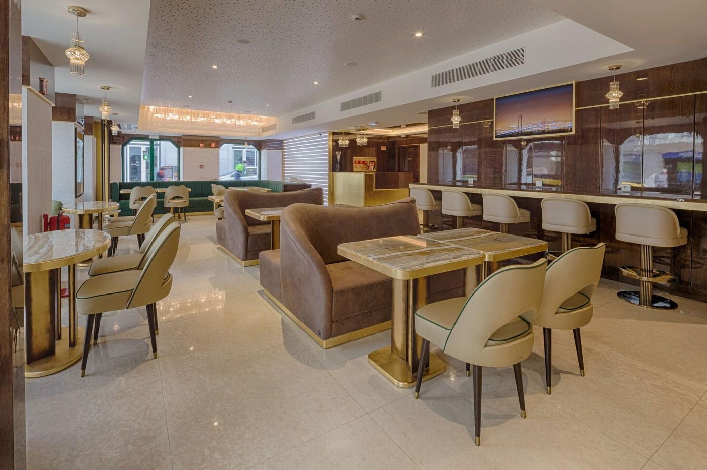 Meraprime-Gold-Design-Hotel-Restaurant-11