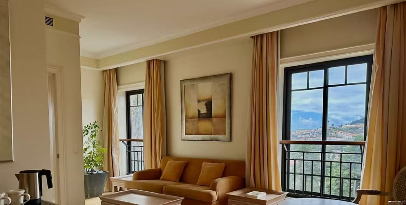 Quinta-das-Vistas-Palace-Gardens-Room-16