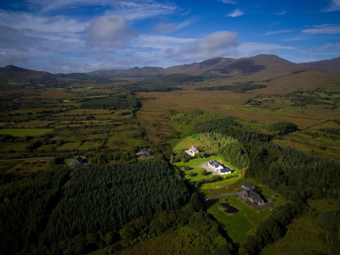 Alaind Lodges-Ireland-SNEEM-General view-3