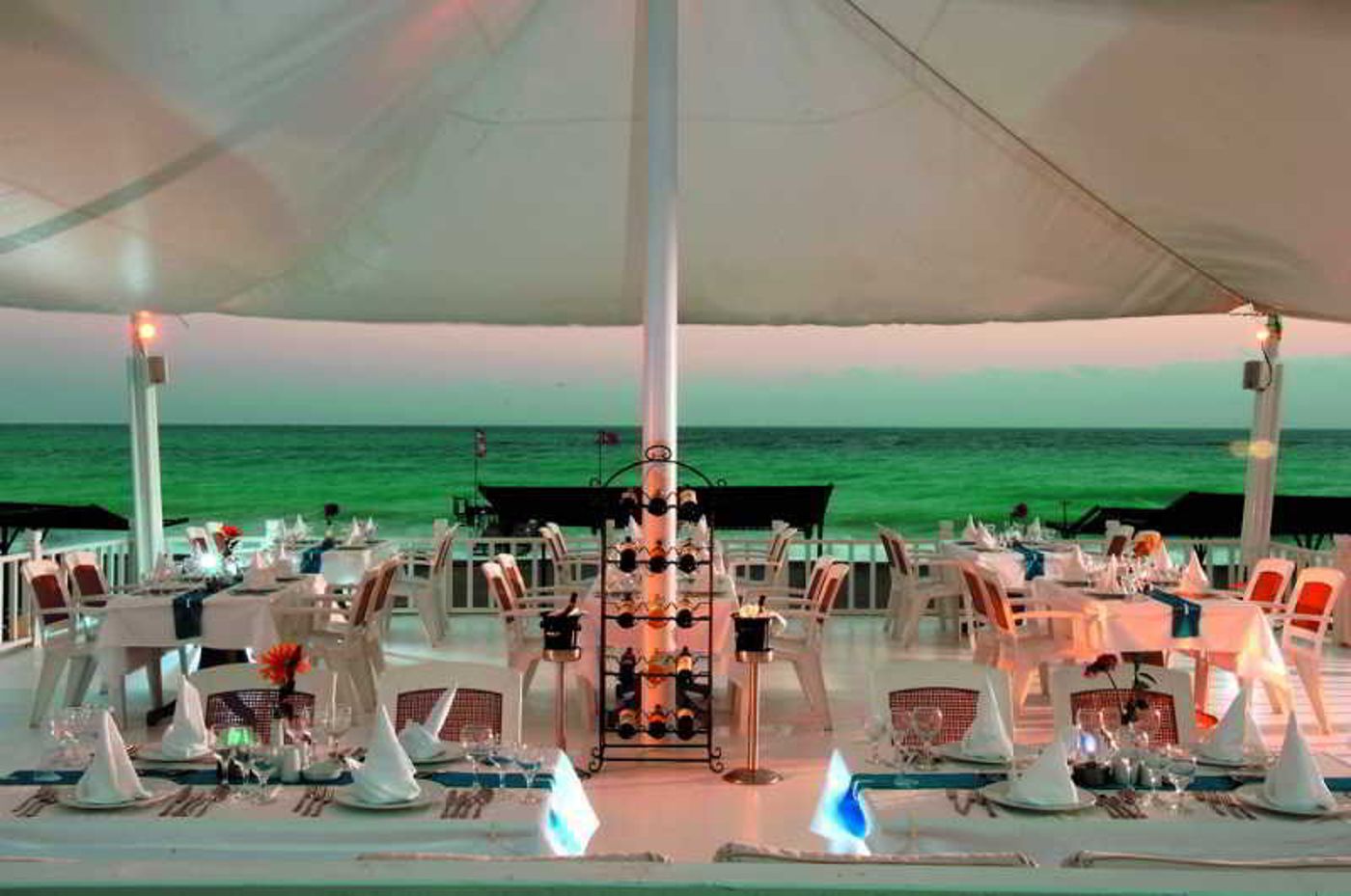 Aska-Costa-Holiday-Club-Restaurant-64