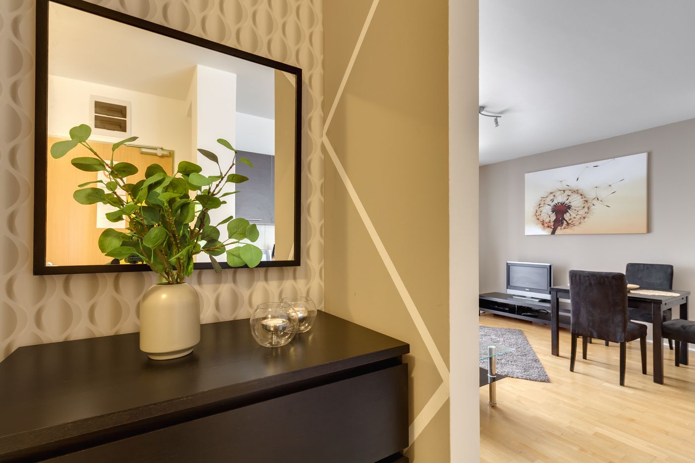 Quality-Point-Apartments-Room-21