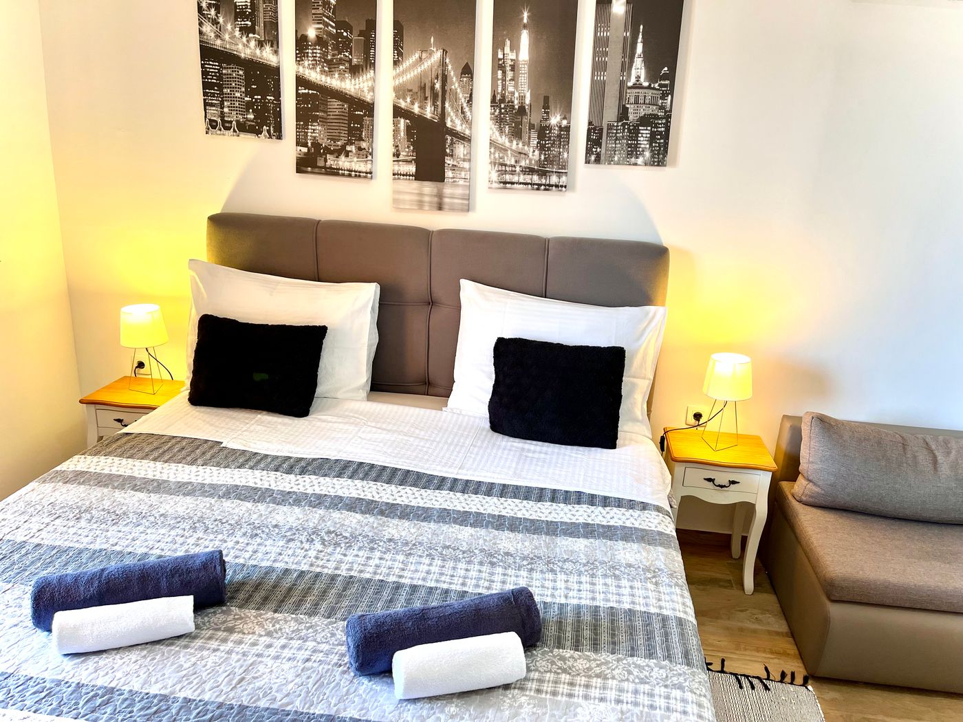 Villa-Sunset-Room-41