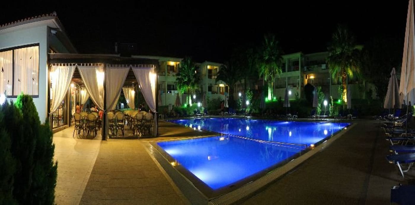 Kalives-Resort-Terrace-15