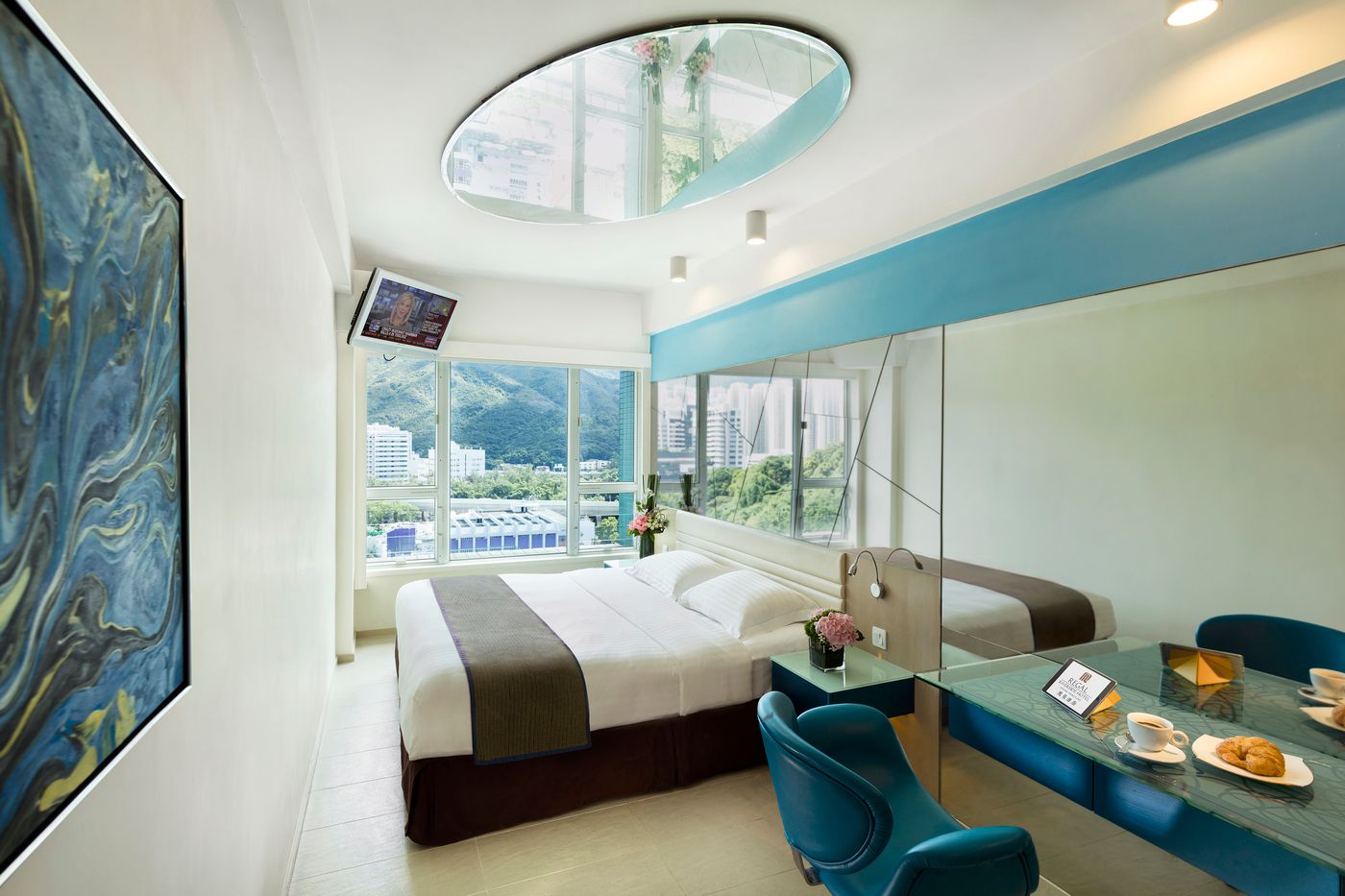 Regal-Riverside-Room-50