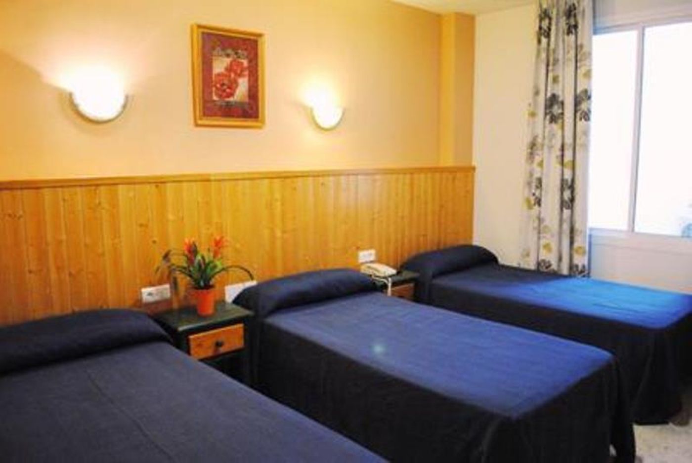 Maria-Cristina-Room-16