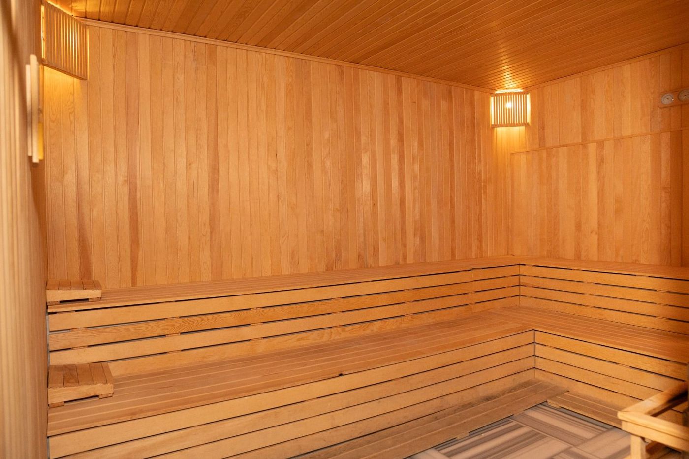 Ramada-Encore-By-Wyndham-Istanbul-Airport-General-view-25