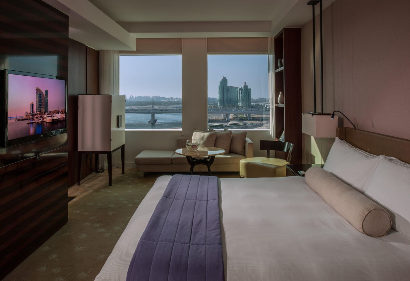 Intercontinental-Dubai-Festival-City-Room-34