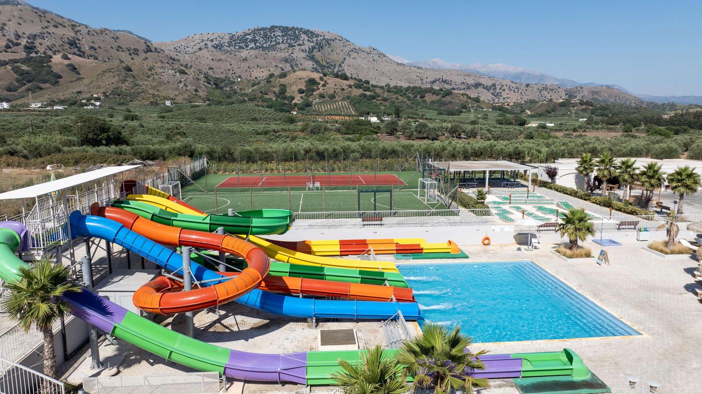 Anemos-Luxury-Grand-Resort-Sports-and-Entertainment-26