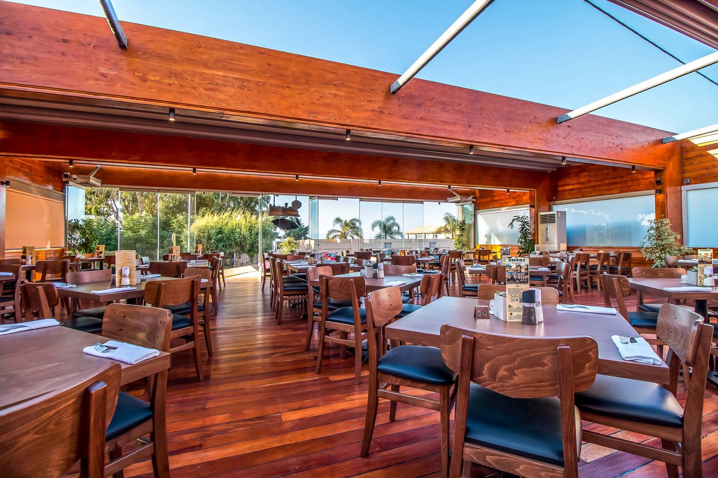 Sunny Days Apartments