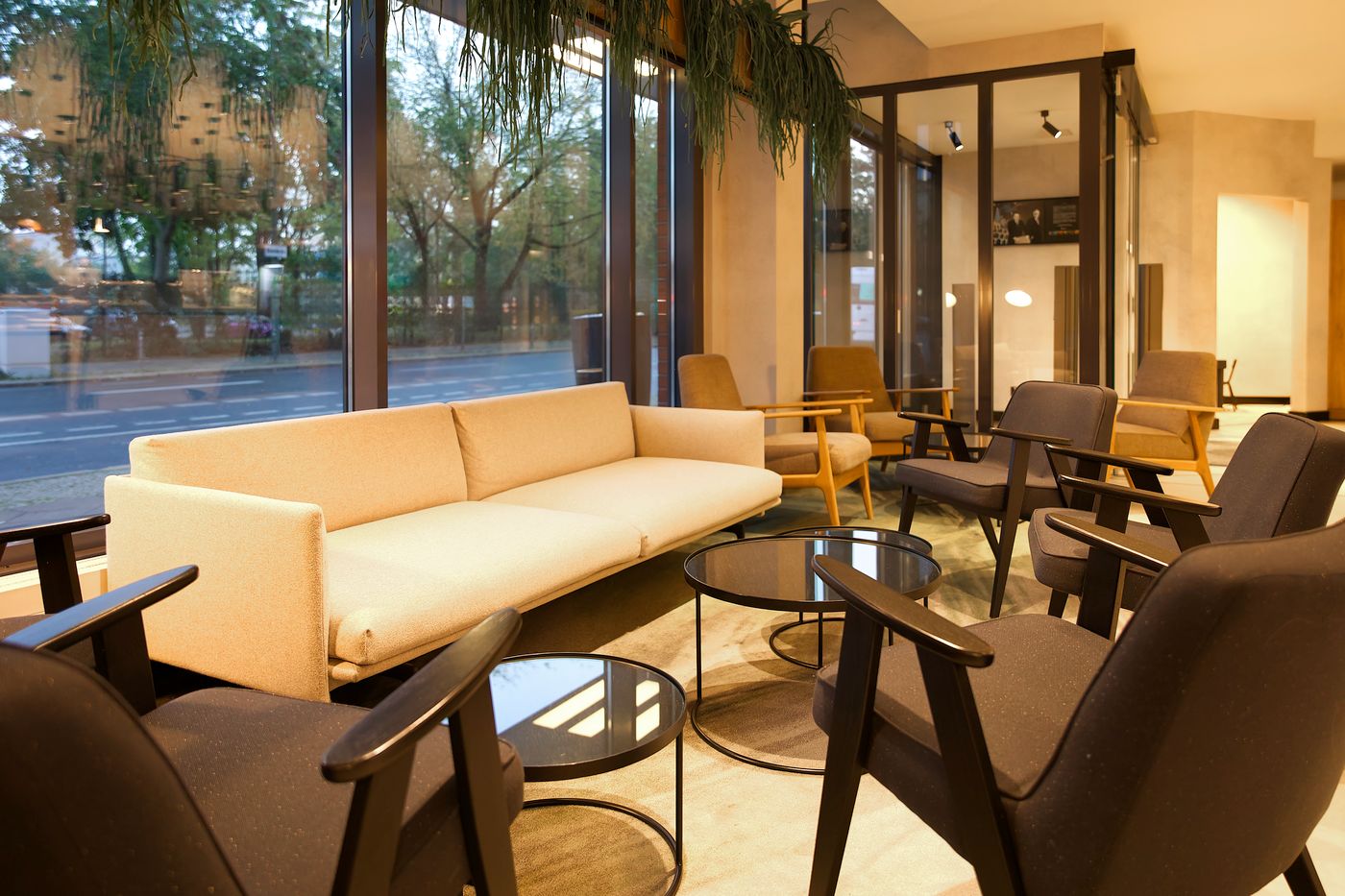 Novotel-Suites-Berlin-City-Potsdamer-Platz-Lobby-5