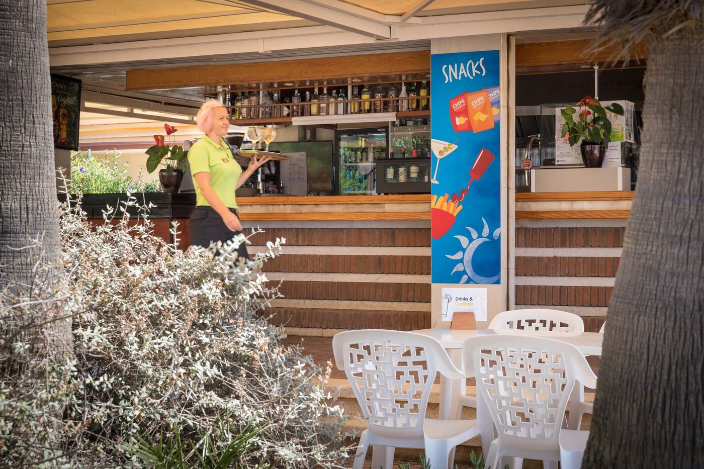 htop-Royal-Sun-Bar-10