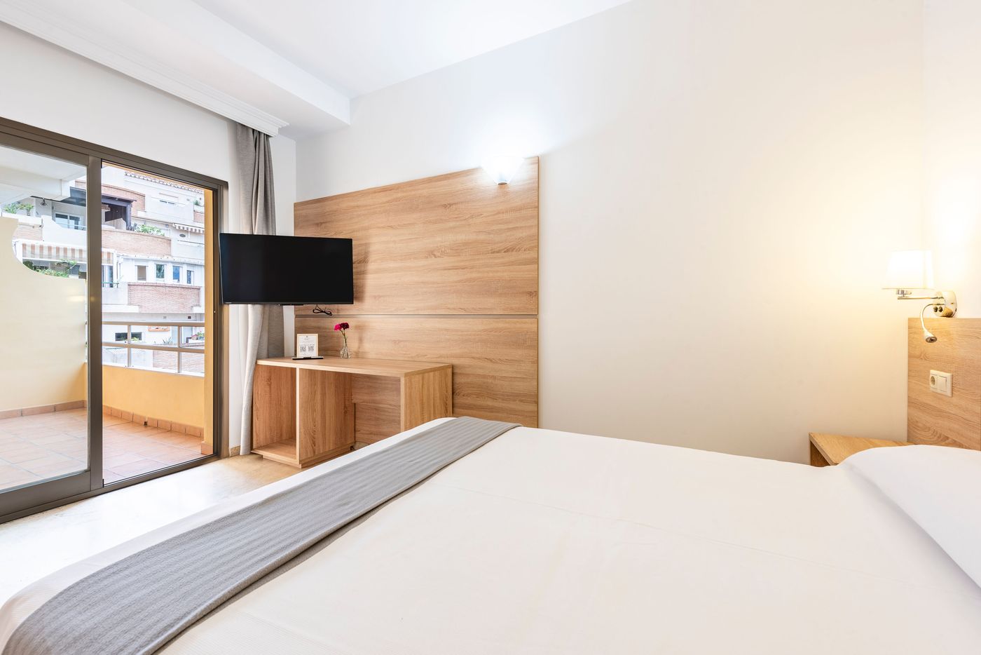 Toboso-Almu-ecar-Room-8