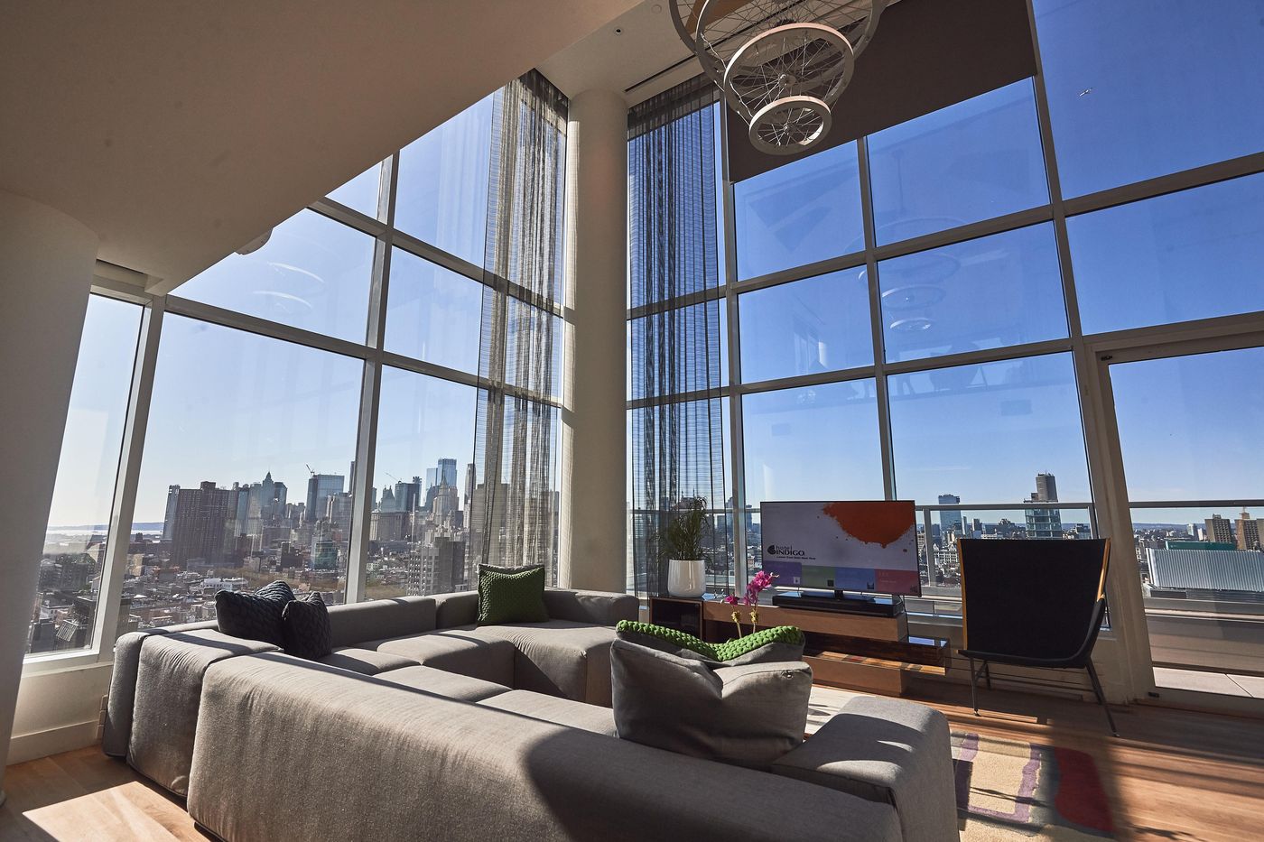 Hotel-Indigo-Lower-East-Side-New-York-Room-5