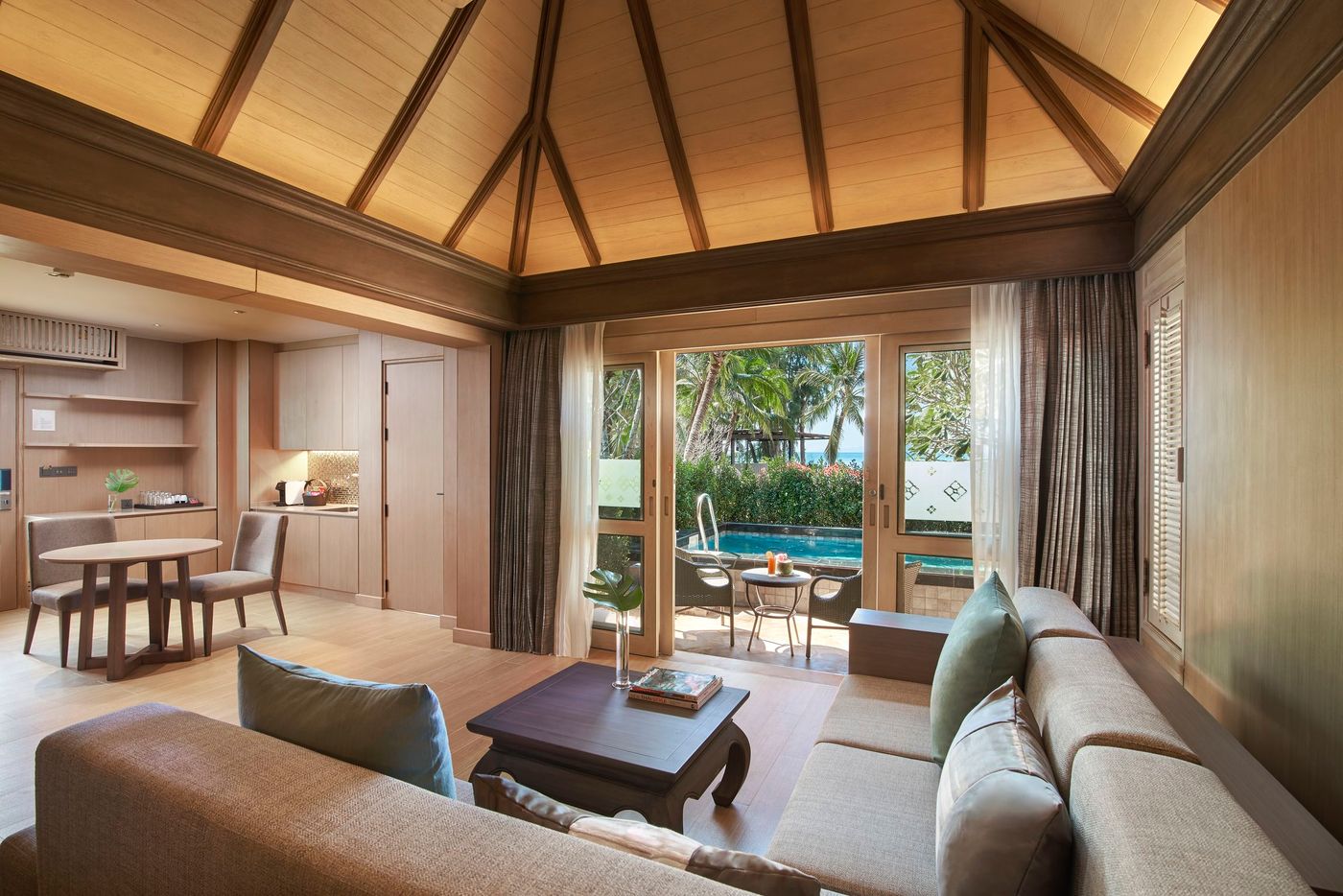 Amari-Vogue-Krabi-Room-30