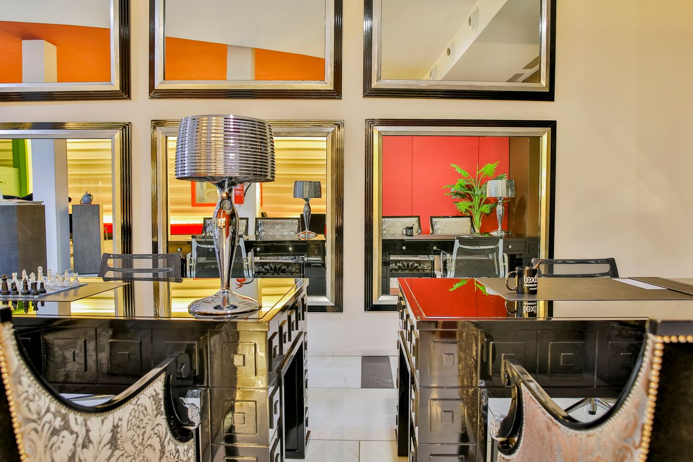 Hotel-525-General-view-48