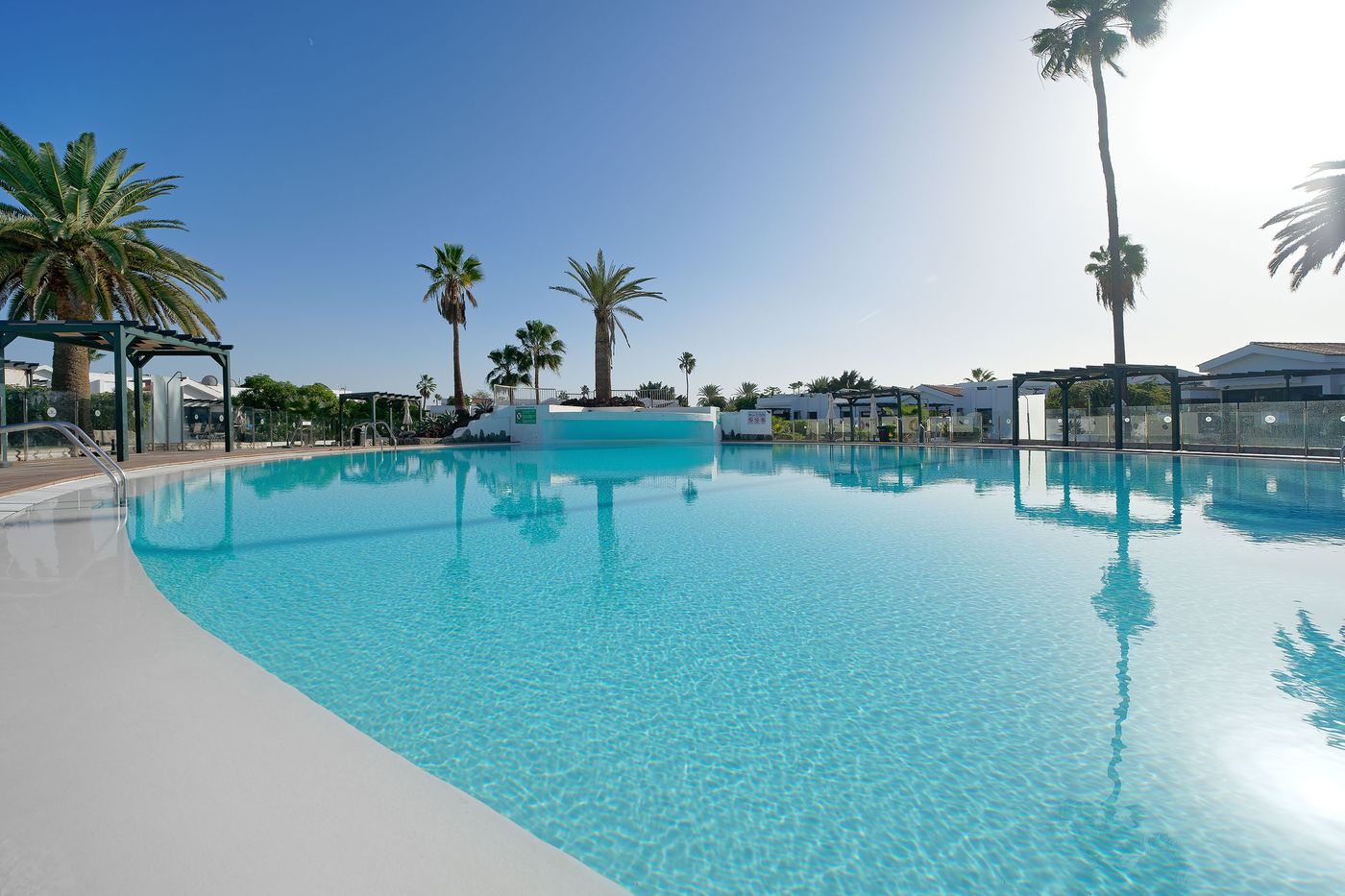Maspalomas-Lago-General-view-2
