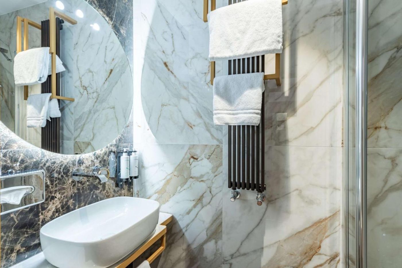 Hotel-Raffaello--Sure-Hotel-Collection-by-Best-Western-Room-33