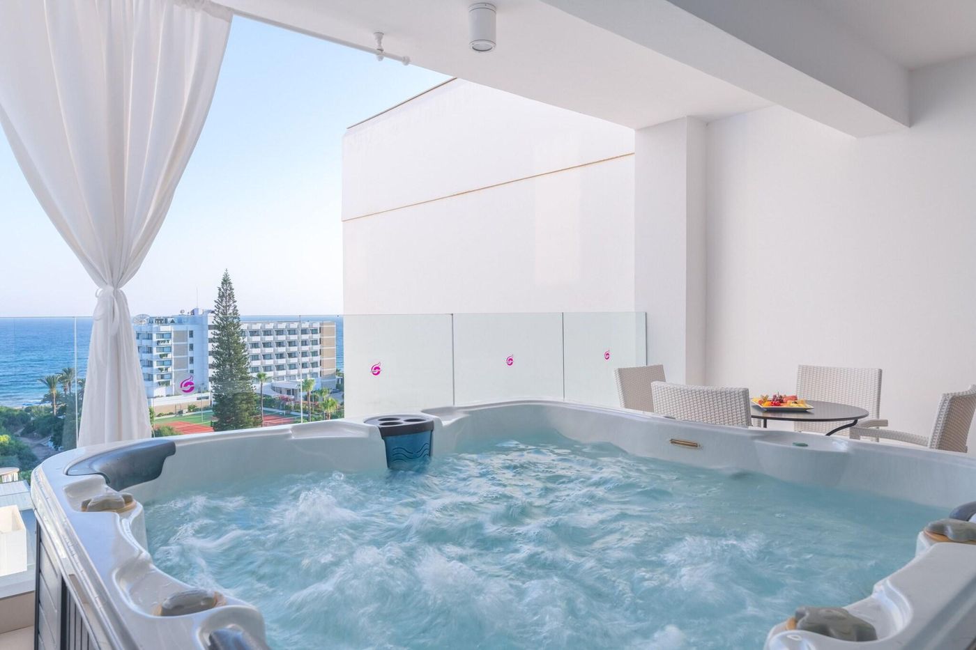 Napa-Mermaid-Hotel-Room-71