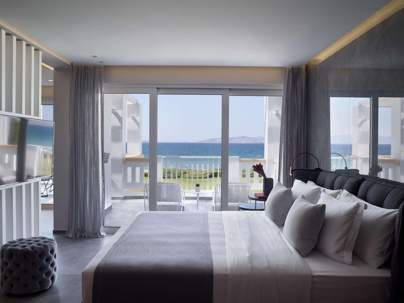 Neptune-Hotels---Resort--Convention-Centre---Spa-Room-37