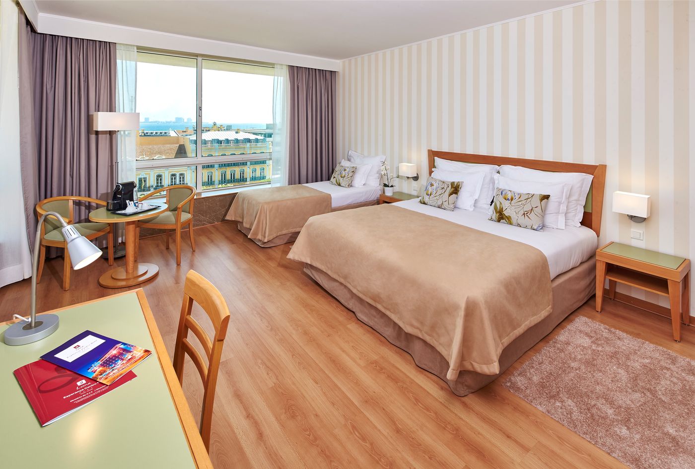 Luna-Esperanca-Centro-Hotel-Room-4