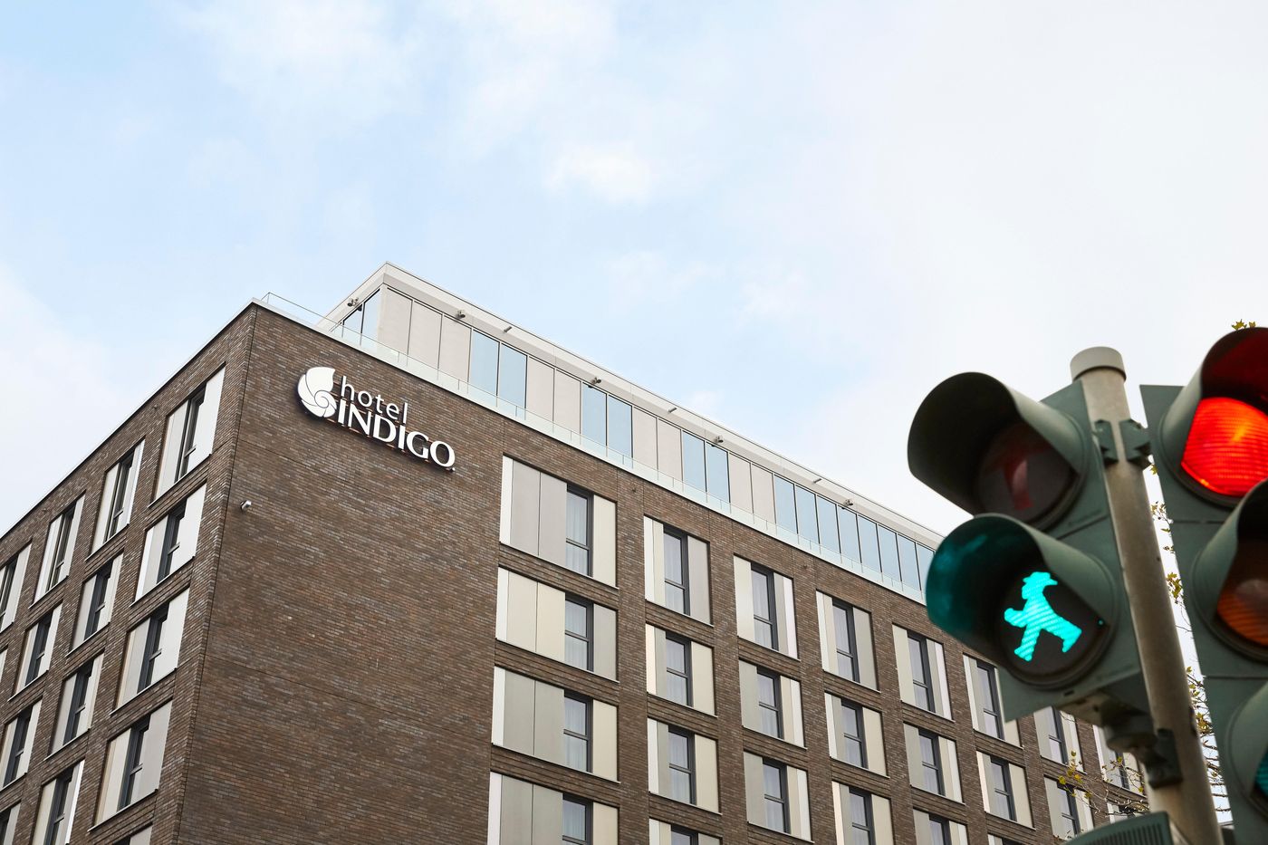 Hotel-Indigo-Berlin---East-Side-Gallery-General-view-6