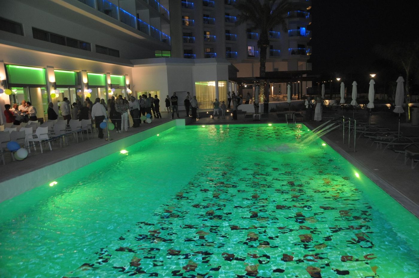 Vassos-Nissi-Plage-Pool-13