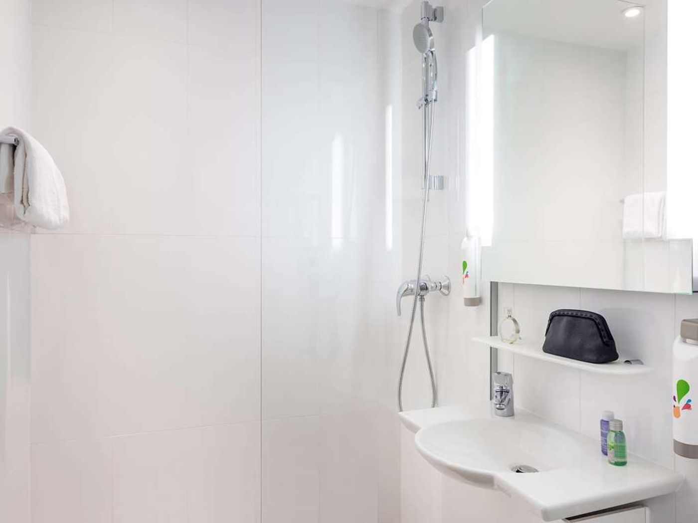 ibis-Styles-Paris-Alesia-Montparnasse-General-view-42