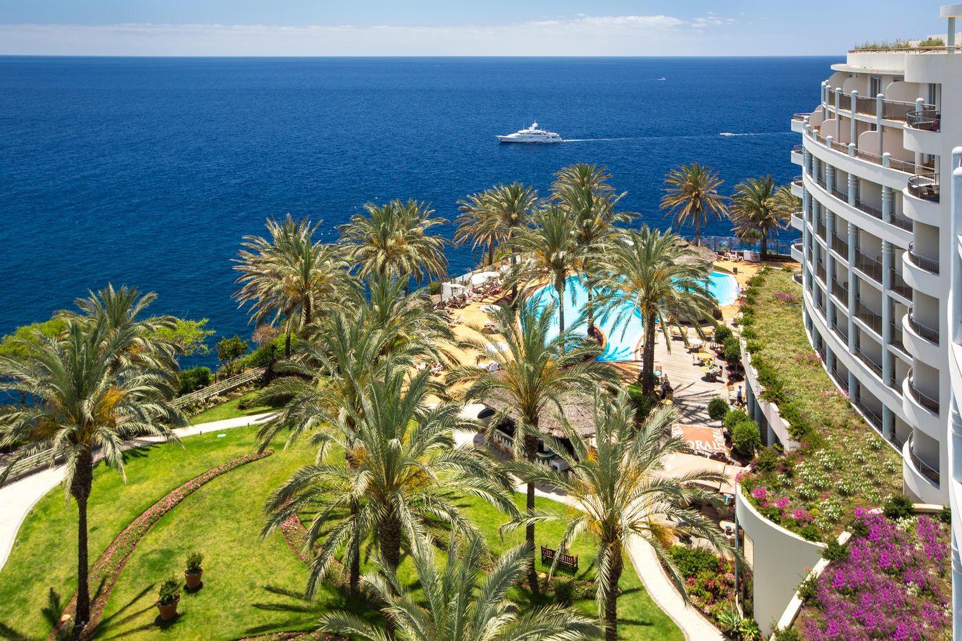 LTI-Pestana-Grand-Ocean-Resort-Hotel-General-view-8