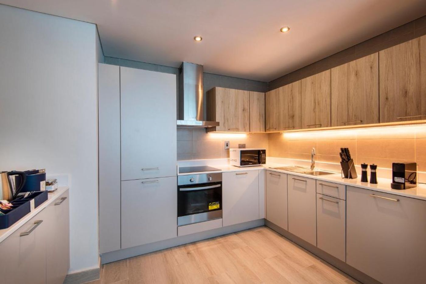 Centara-West-Bay-Hotel-and-Residences-Doha-Room-11