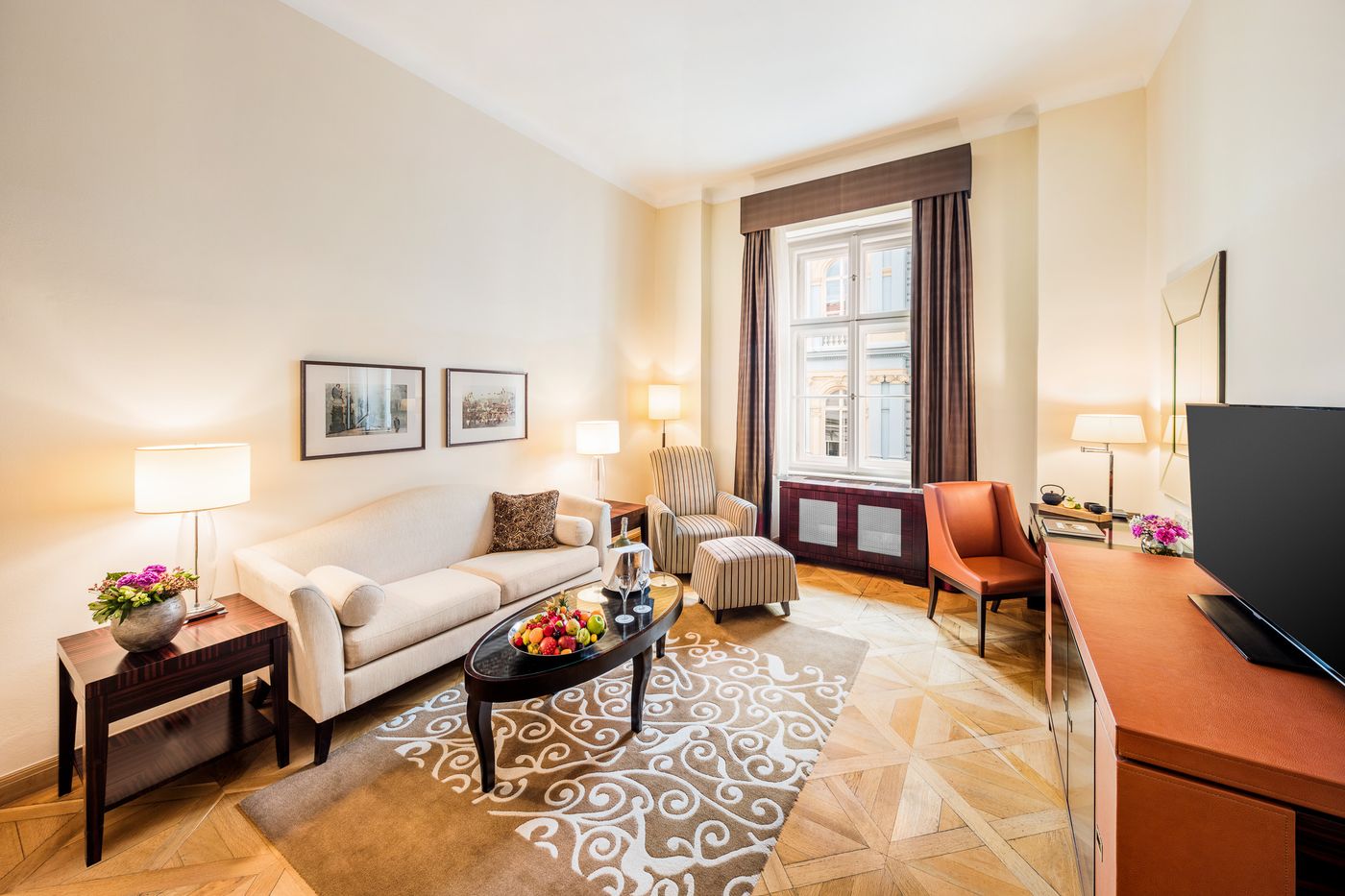 Mandarin-Oriental--Prague-Room-32