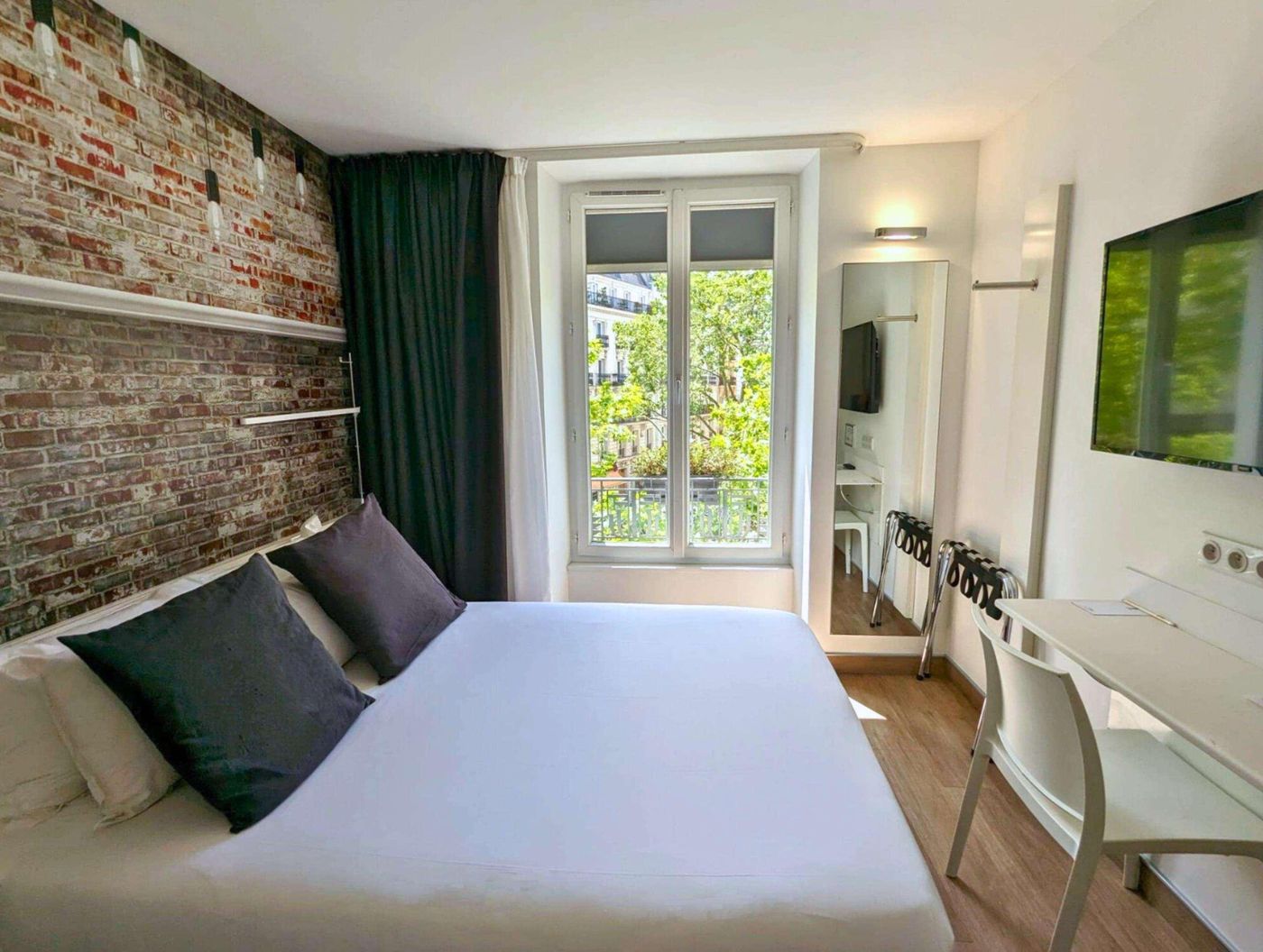 Best-Western-Hotel-Le-Montparnasse-Room-30