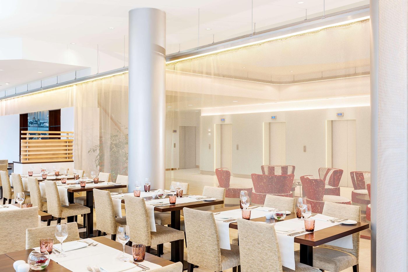 NH-Collection-Koln-Mediapark-Restaurant-40