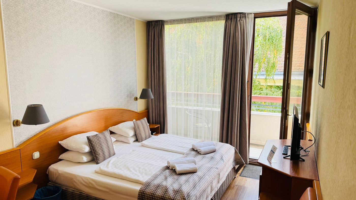 Hotel-Orion-Varkert-Room-15