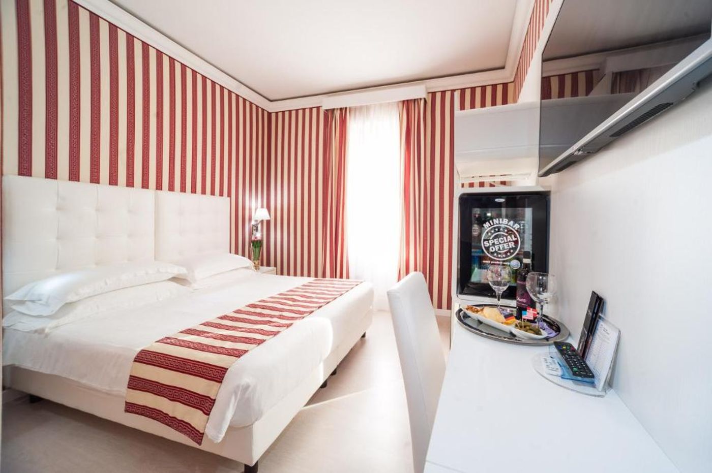 Relais-Trevi-95-Boutique-Hotel-Room-27