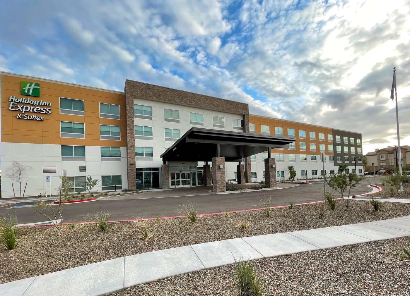 Holiday Inn Express & Suites Phoenix - Airport No-United States-Phoenix-General view-4