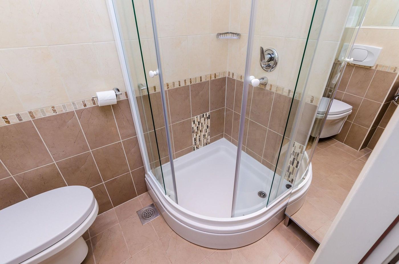 Cinema-View-House-Room-30