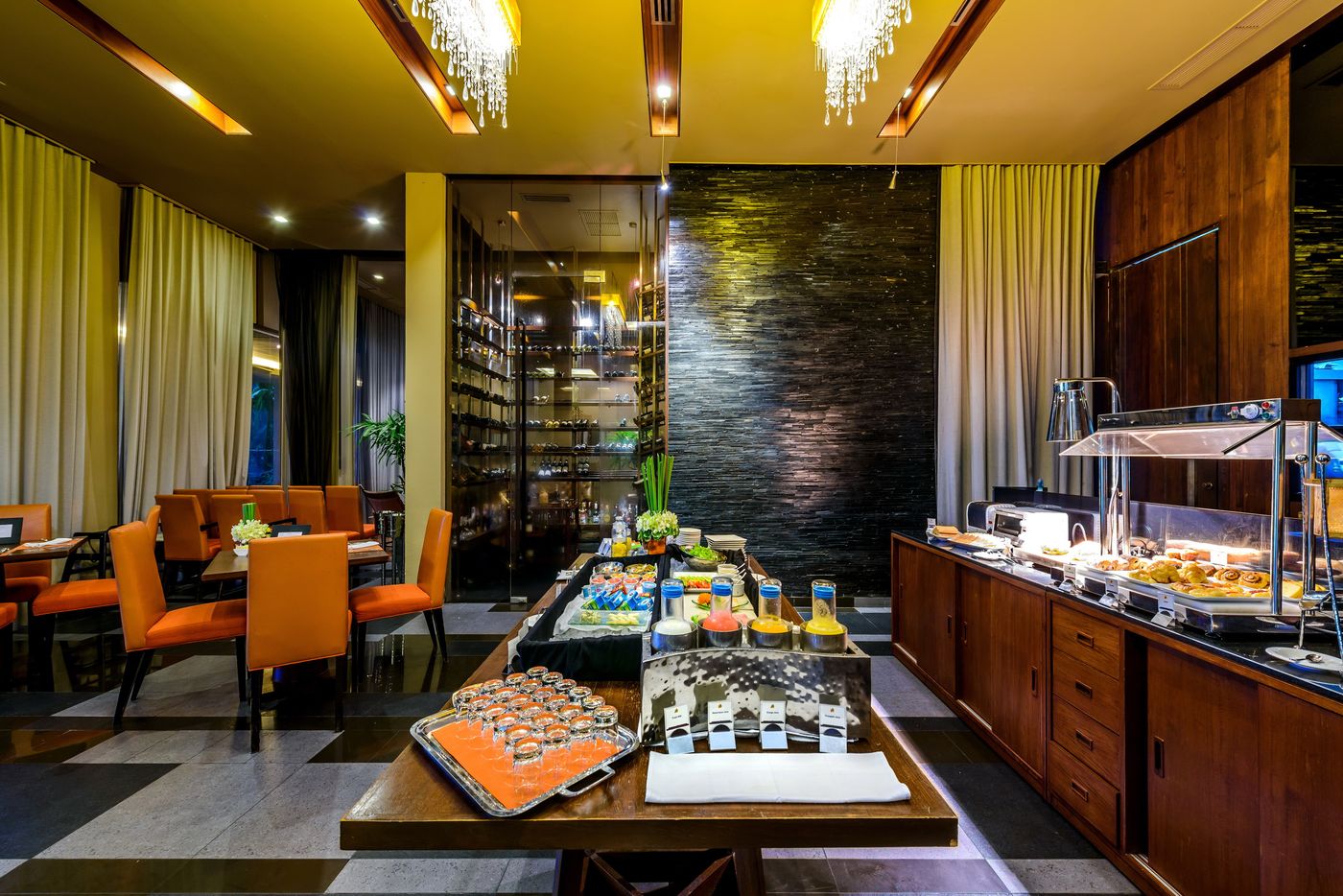 Impiana-Private-Villas-Kata-Noi--Phuket-Restaurant-45