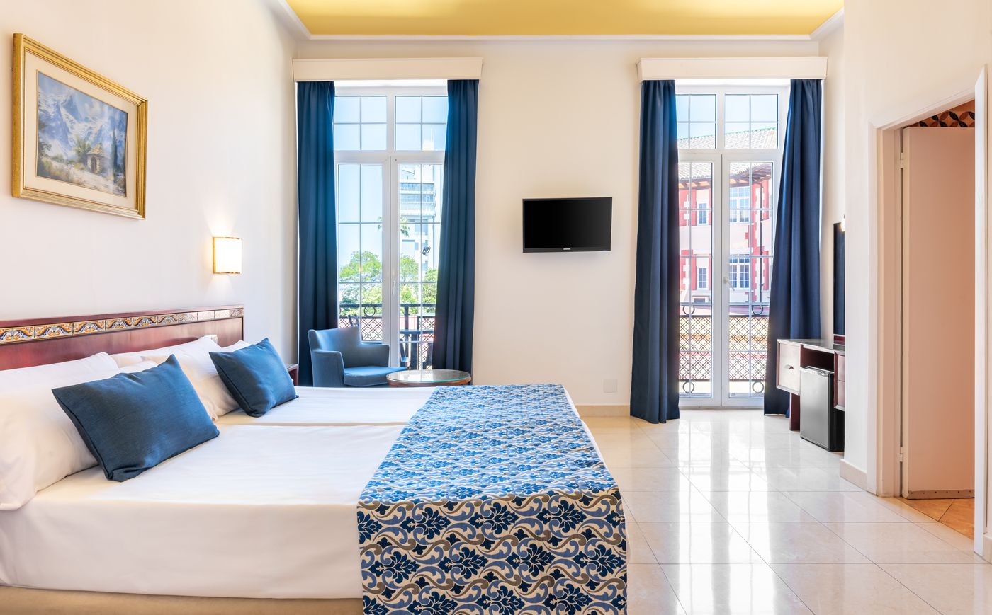 Hoteles-Globales-Reina-Cristina-Room-15