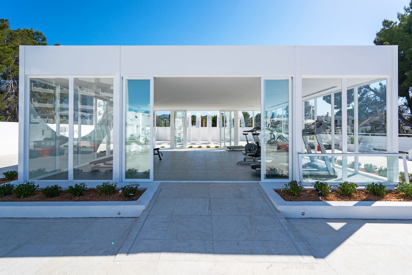 THB-Naeco-Ibiza-Class-Sports-and-Entertainment-19