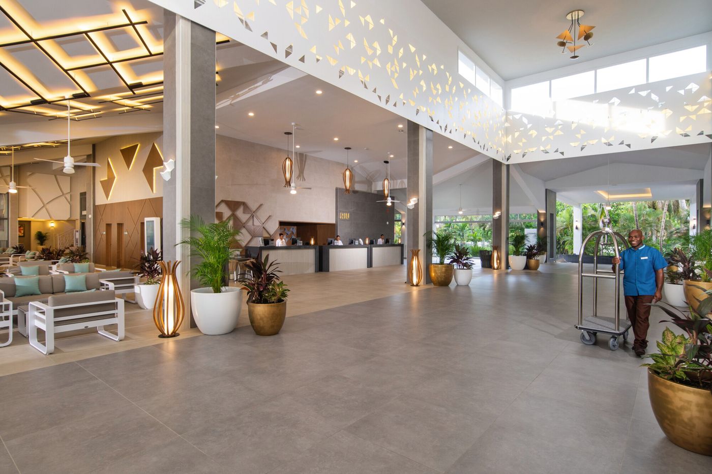 Riu-Ocho-Rios-All-Inclusive-Lobby-51
